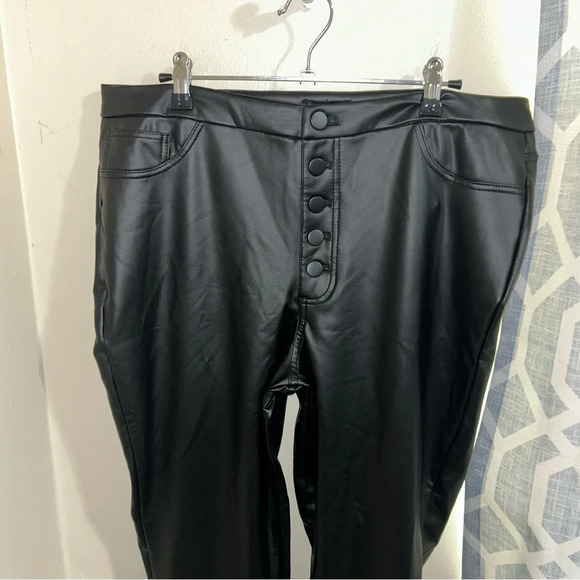 Fashion Nova My Pleasure Faux Leather Pants - Black - Picture 3 of 9